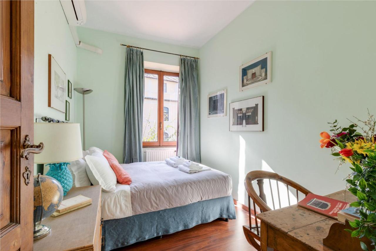 Rome As You Feel - Luxury Cappellari Apartment Bagian luar foto