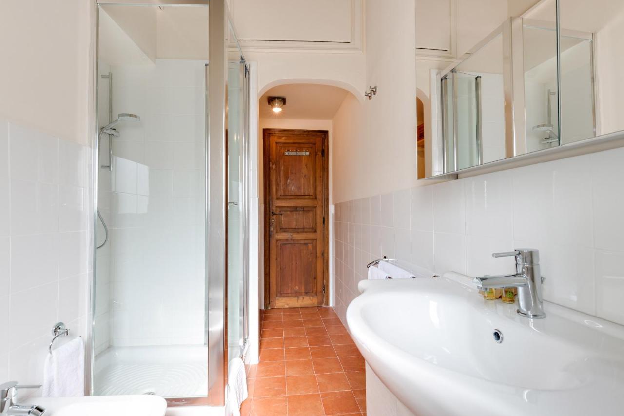 Rome As You Feel - Luxury Cappellari Apartment Bagian luar foto