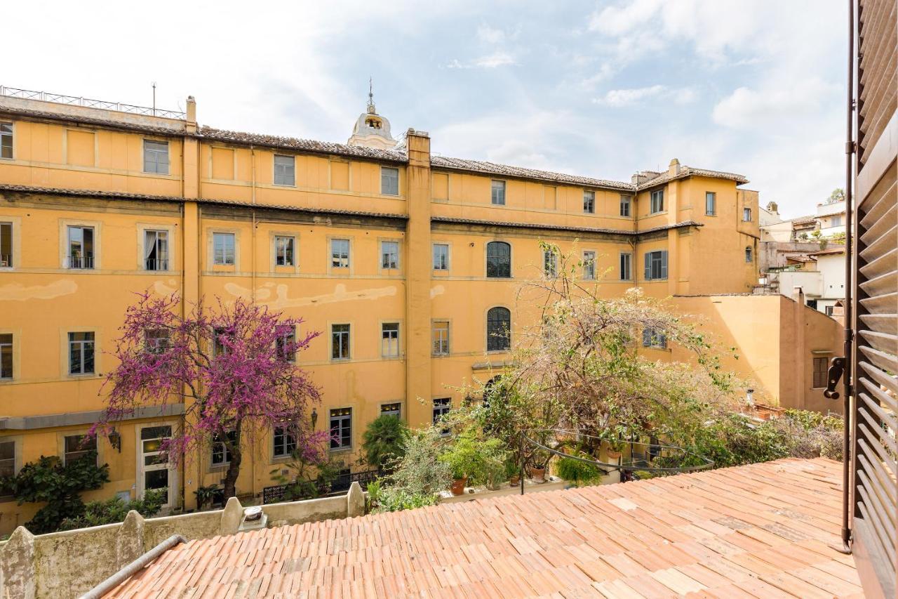 Rome As You Feel - Luxury Cappellari Apartment Bagian luar foto