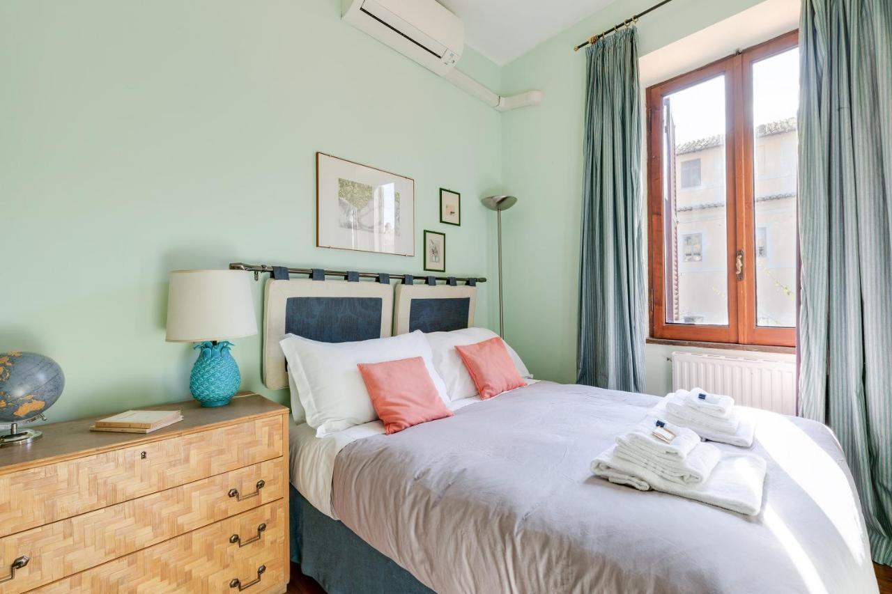 Rome As You Feel - Luxury Cappellari Apartment Bagian luar foto