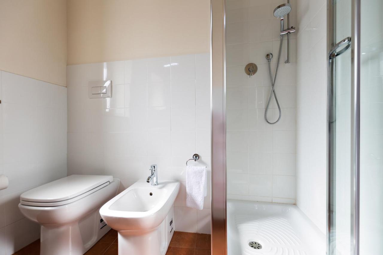 Rome As You Feel - Luxury Cappellari Apartment Bagian luar foto