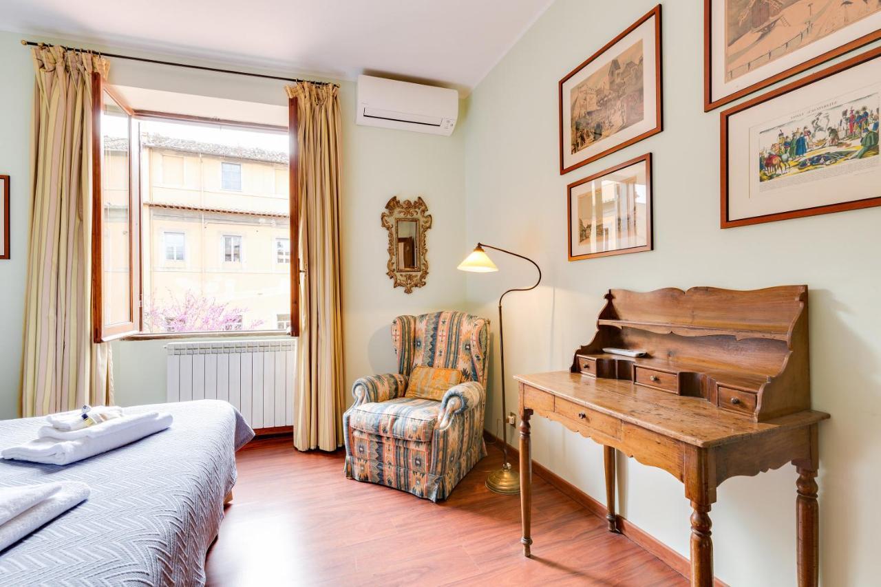 Rome As You Feel - Luxury Cappellari Apartment Bagian luar foto