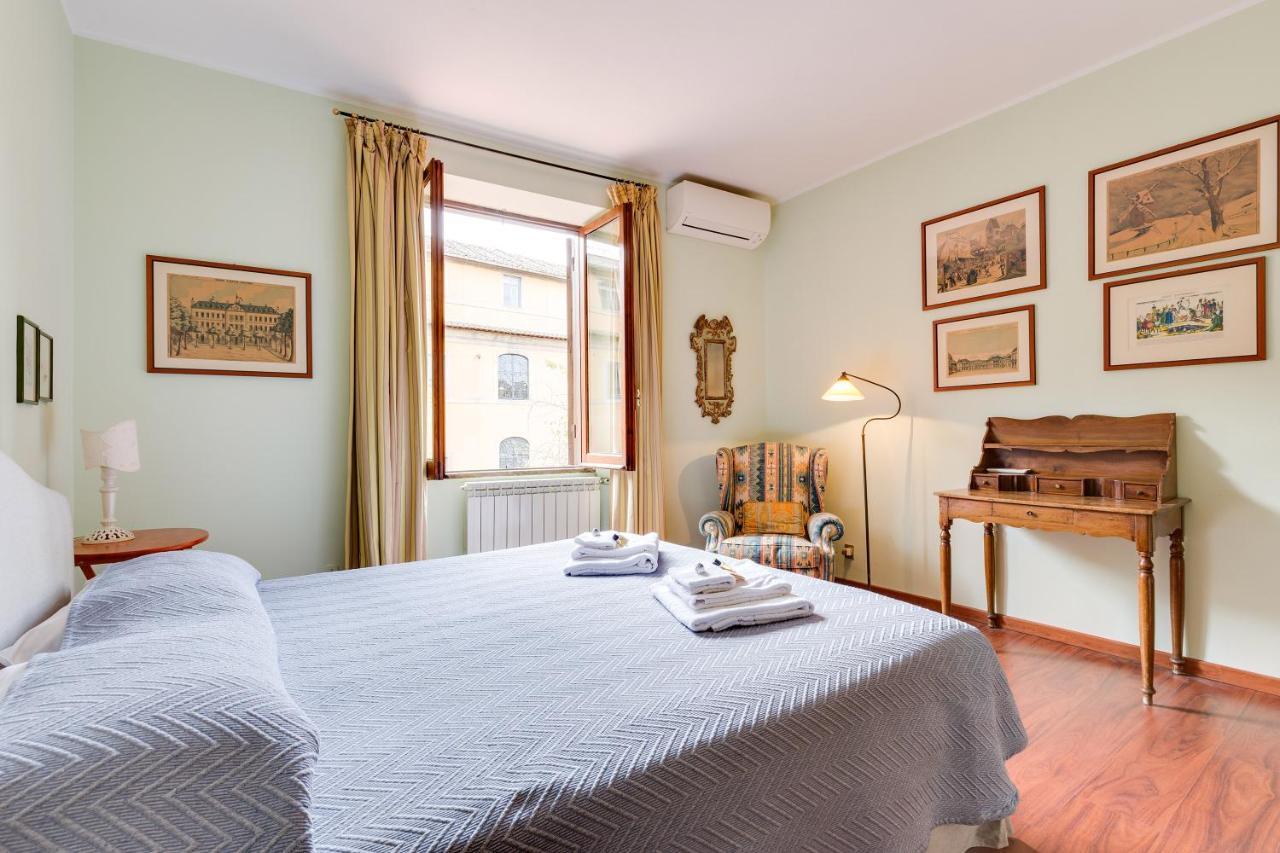 Rome As You Feel - Luxury Cappellari Apartment Bagian luar foto